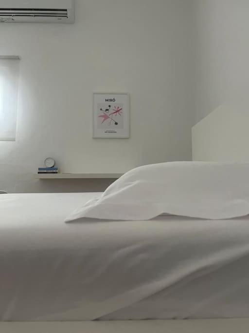 Cozy, Spacious, Newly Renovated Flat In Adamas Exterior photo
