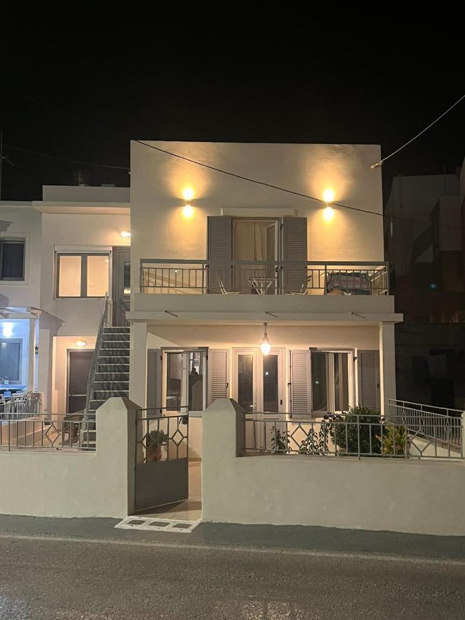 Cozy, Spacious, Newly Renovated Flat In Adamas Exterior photo